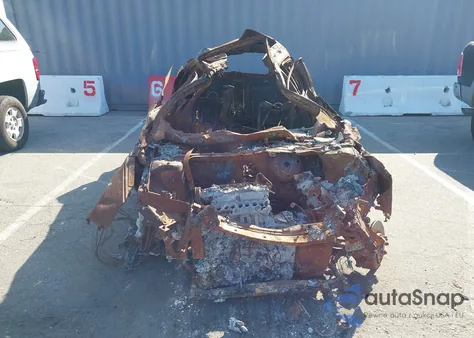 2019 Volvo Xc40 T4 Inscription из США, поврежденный, VIN YV4AC2HL8K2109297